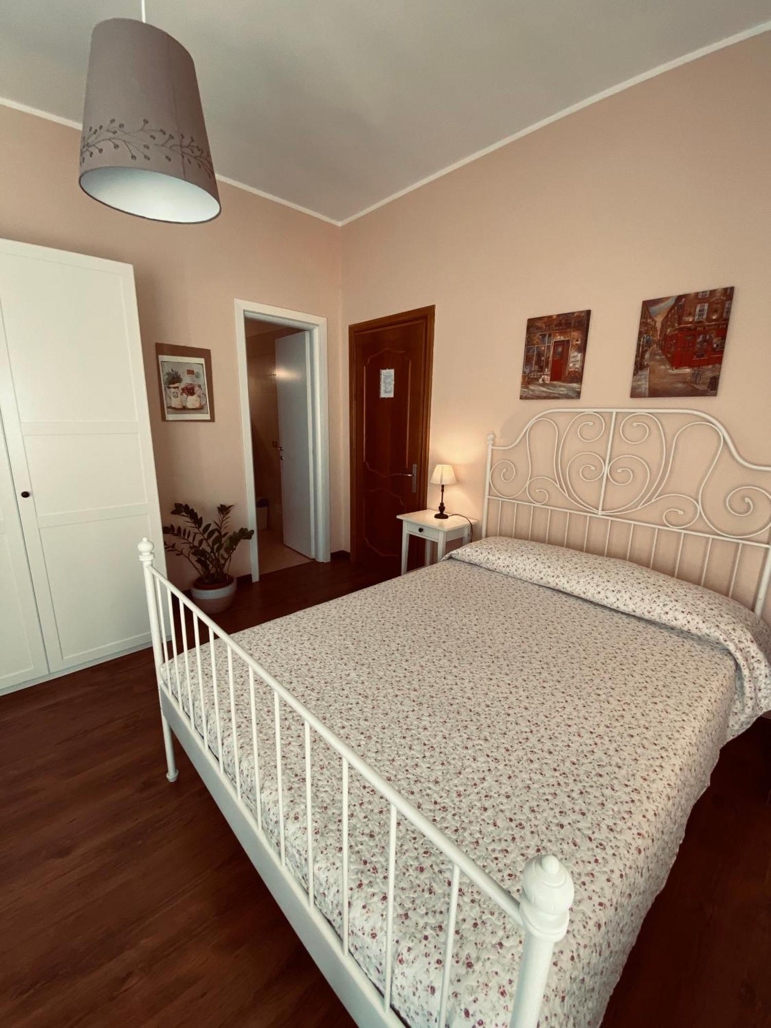 Sogni E Colori Bed & Breakfast Villanova d'Albenga Phòng bức ảnh